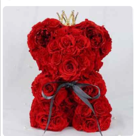 Luxurious REAL ! Rose Bear made with Preserved Real Roses - Picture 1 of 10